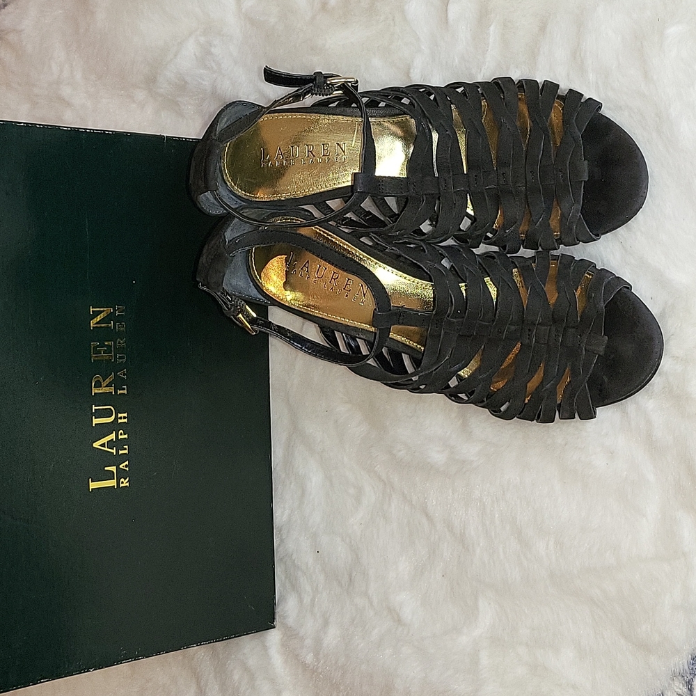 Soft leather wedge heal